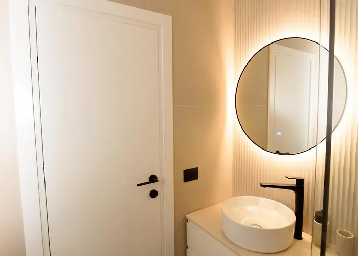 Lungomare Viewpoint Апартаменты Влёра